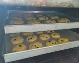 Foto langkah ke 7 dari resep Vanilla Chocochip Cookies.