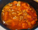 Foto del paso 4 de la receta: Estofado de solomillo de cerdo con boniato y setas
