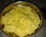 Foto del paso 3 de la receta: Pollo de mar al wok con papas