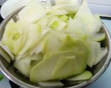 Foto langkah ke 1 dari resep Tumis Pepaya Pedas.