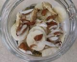 A picture of step 2 of Vegan fruit parafit.