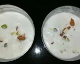 A picture of step 3 of Dates milkshake.