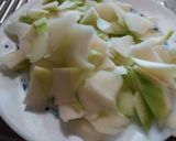 Foto del paso 2 de la receta Tortilla de calabacín y gambas