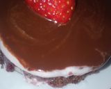 Foto del passaggio 6 della ricetta Mini Cheesecake Pan di Fragole e Cioccolato fondente al cucchiaio