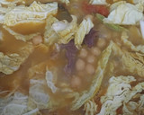 Foto del paso 7 de la receta: Garbanzos 🥄 con repollo 🥦y punta de jamón 🐽