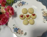 Foto langkah ke 3 dari resep Eggless Semolina Cookies aka Kue Suji.