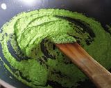 A picture of step 2 of Tiranga Halwa.
