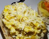Foto langkah ke 6 dari resep Roti Topping Telur dan Tumis Ayam.