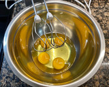Foto del paso 6 de la receta: Bizcocho relleno con crema de limón