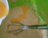 Foto langkah ke 5 dari resep Bolu Tape Kukus (No mixer).