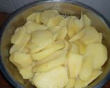 A picture of step 3 of Spicy Irish potatoes.