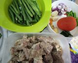 Foto langkah ke 1 dari resep Asam pedas daging.