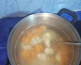 Foto langkah ke 3 dari resep Sup Ayam Kembang Tahu.