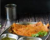A picture of step 4 of Besan ka chilla.