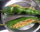Teekhe Lehsuni Noodles Se Bhare Mirch Ke Pakode रेसिपी चरण 10 फोटो