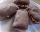 Foto del paso 3 de la receta: Alfajores de Maicena de chocolate y relleno Chocotorta