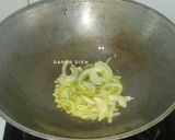 Foto langkah ke 5 dari resep Rolade Telur Asam Manis.