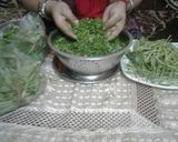 A picture of step 1 of Sarso palak ka saag.