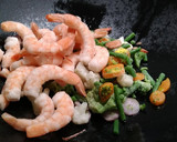 Foto del paso 2 de la receta: Fideos con camarones
