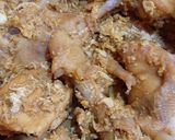 Foto langkah ke 2 dari resep Ayam Goreng Telur Selimut.