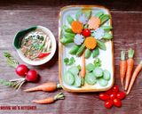 Hình bước làm 2 của món Rau củ luộc chấm tôm thịt rim