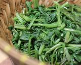 Foto langkah ke 1 dari resep Sambal Plecing Kangkung.