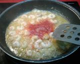 Foto del paso 2 de la receta Vieiras rellenas de merluza y gambas
