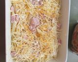 A picture of step 6 of Nudel Auflauf - baked pasta with cheese and ham.