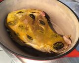 Une image de l'étape 4 de Gigot de chevreau confit au pruneaux et curry.
