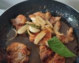 Foto langkah ke 4 dari resep 487 - Ricebowl Chicken Adobo (19-CPApron 2026).