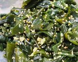 Foto langkah ke 3 dari resep Salad Rumput Laut Korea.