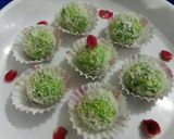 A picture of step 3 of Pan coconut laddu.