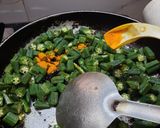 A picture of step 4 of Bhindi ki sabzi.