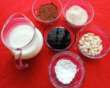 A picture of step 1 of Hershey's Chocolate Cocoa Mousse.