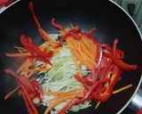 Foto del paso 3 de la receta: Salteado de verduras y pollo y arroz integral