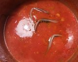 Foto del paso 3 de la receta Espaguetis finos con anchoas y olivas amargas