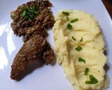 Foto del paso 4 de la receta: Hígado de Ternera a la Lyonesa con Puré de Papas