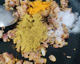 A picture of step 2 of Tamarind king fish curry.