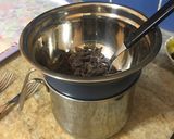 Foto del paso 3 de la receta: Nueces y almendras bañadas en chocolate 🍫