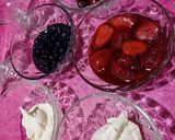 Foto del paso 4 de la receta: Copa Festejo #200 Frutillas 🍓 arándanos y cerezas 🍒