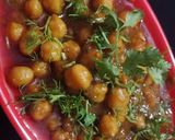 A picture of step 6 of Punjabi Chole.
