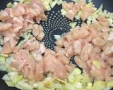 Foto langkah ke 4 dari resep Creamy Chicken.