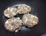รูปขั้นตอนการทำที่ 2 ของ ข้าวหน้าหมูปั้นทอด