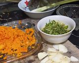 Foto langkah ke 3 dari resep Nasi Daun Jeruk Kuning Gurih.