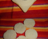 Foto del paso 1 de la receta: Canapés de hummus y mermelada