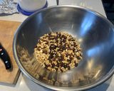 Une image de l'étape 4 de Biscottis aux noix de cajou et raisins secs.
