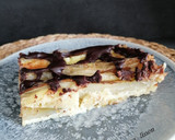Foto del paso 12 de la receta: Tarta acordeón de pera y chocolate