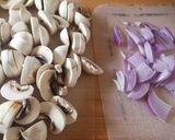 Φωτογραφία βήματος 1 της συνταγής Wrap με ομελέτα και μανιτάρια