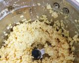 A picture of step 4 of Mung dal kachori.