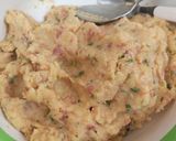 Foto langkah ke 3 dari resep Perkedel Kentang Kornet.